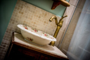 Quirky Cottage Victorian sink
